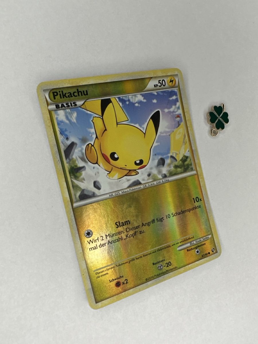 Pokémon Sammelbilder & Trading cards: Pikachu 61/90 Undaunted Reverse Holo – Gebraucht aus Uster von Neonschwarz 1