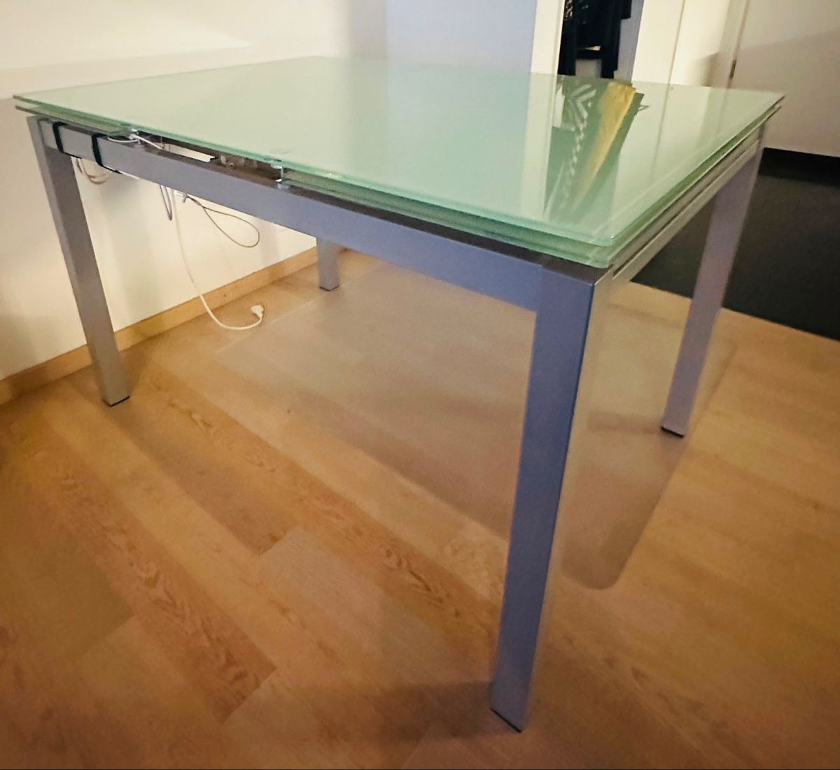 Tischset: Glastisch mit 2 Stühlen, ZH Oerlikon – Gebraucht aus Adliswil von Yoko2014 1