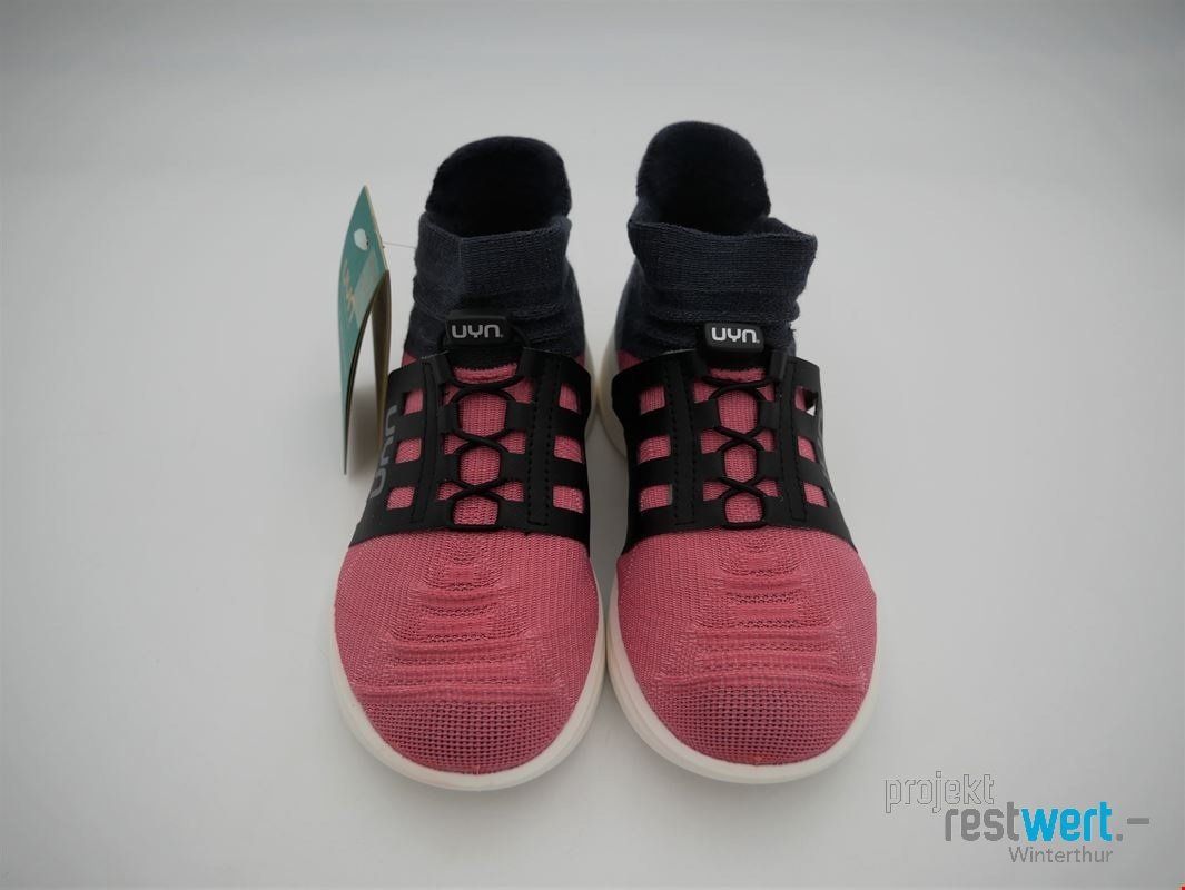 UYN Damenschuhe: UYN X-CROSS TUNE, PINK/CARBON, GR. 36 – Neu (gemäss Beschreibung) aus Winterthur von Restwert_Winterthur