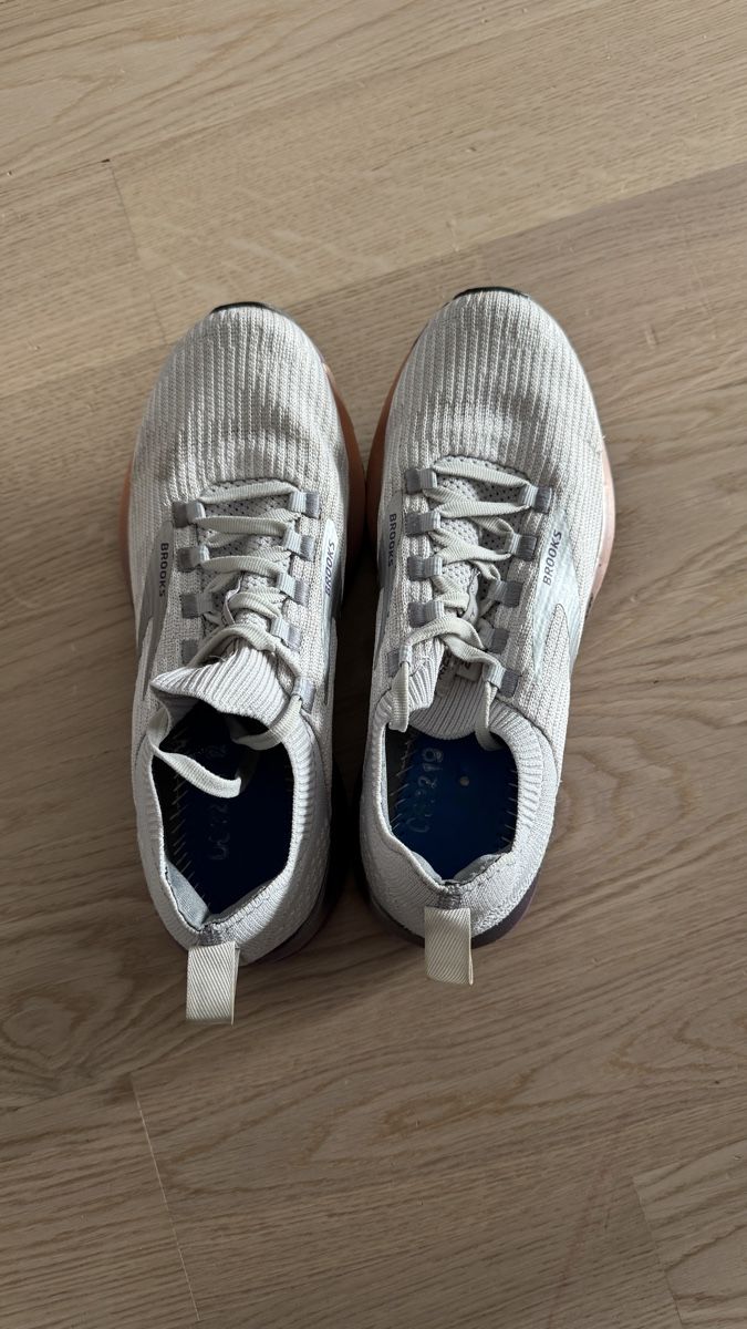 Brooks Damenschuhe: Brooks Laufschuhe – Gebraucht aus Zug von soso0209 3