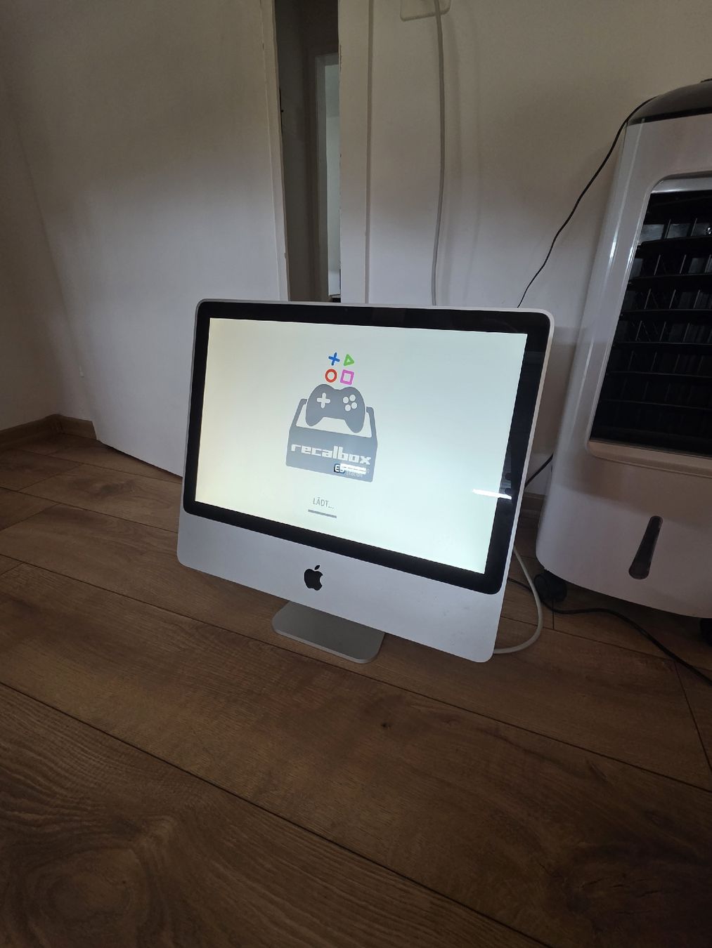 Apple PC: Apple iMac Retro Gaming System mit Recalbox installiert – Usato da Delémont venduto da Bigdog16 2