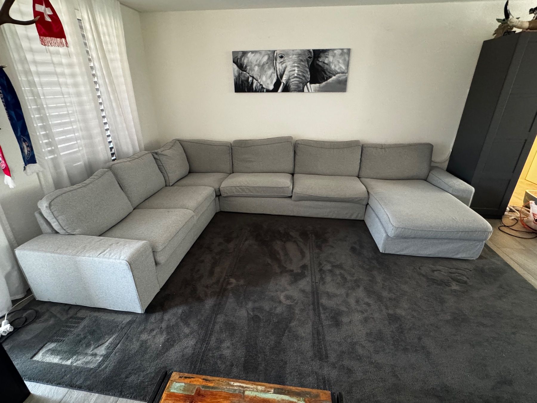 Ikea Sofas: IKEA KIVIK Ecksofa - Grau - sehr gross – D'occasion à Männedorf par lor_z8w2