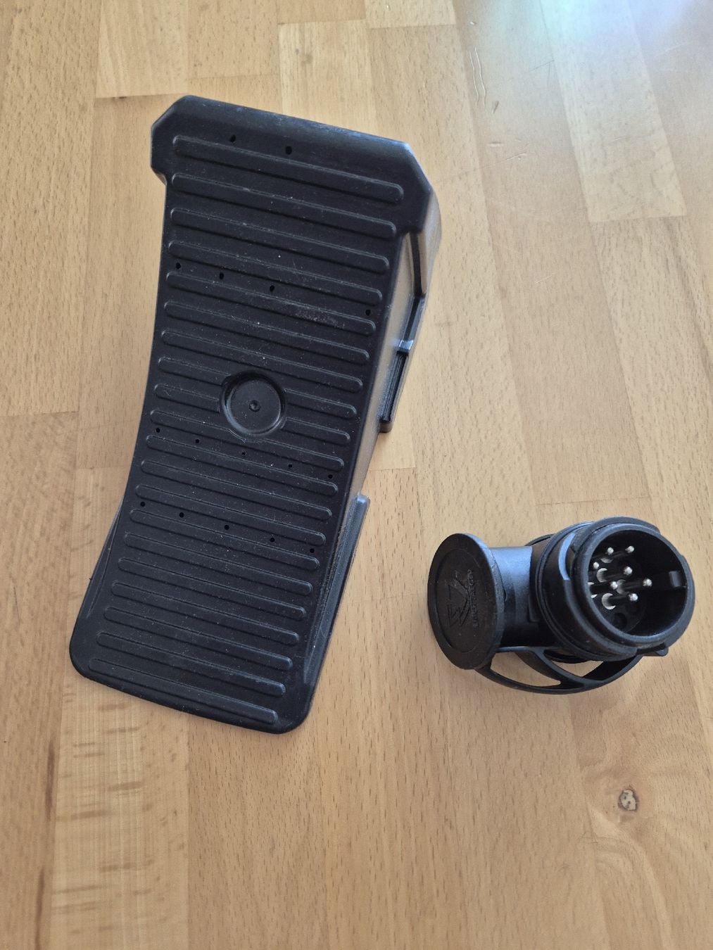 Accessori per altri veicoli: Unterlegkeil u. Kurzadapter – Usato da Vilters venduto da Fleiflomi 1