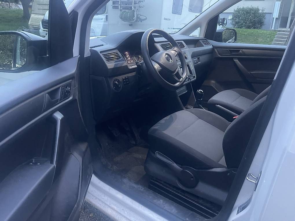 Veicoli commerciali: VW Caddy Maxi 2.0 Diesel 4 Motion  – Usato da Windisch venduto da BR777 2
