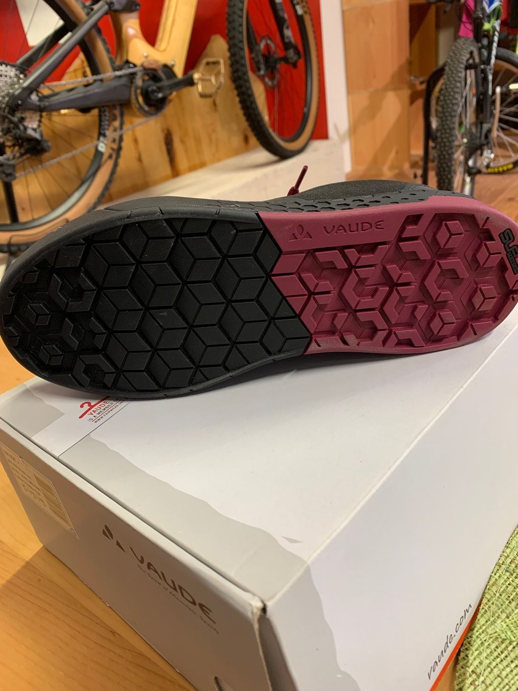 Scarpe da donna: Bikeschuhe Damen von Vaude Gr.41 – Nuovo e nell'imballaggio originale da Widen venduto da chilli2hot 1