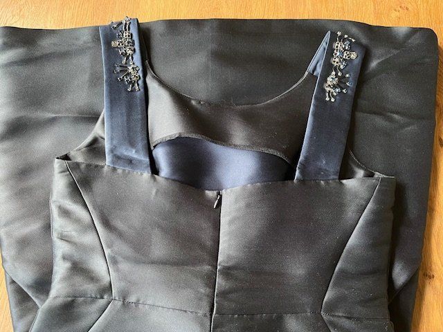 Tara Jarmon Kleider: Tara Jarmon Coctail Kleid Gr 36-38 – Neu (gemäss Beschreibung) aus Arlesheim von JSBS 1