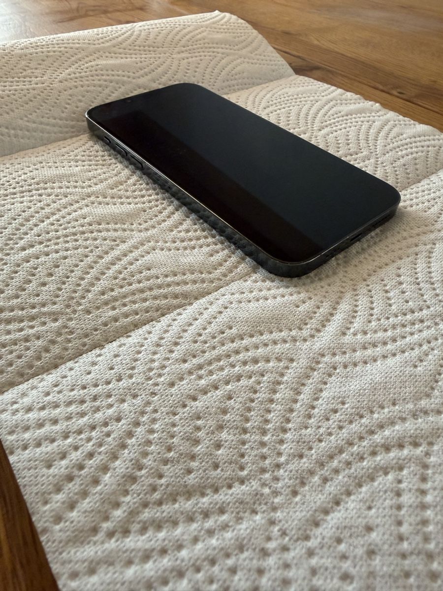 Apple Telefoni cellulari / Smartphones: iPhone 13 Pro Max 256GB (84% Batterie) – Usato da Kräiligen venduto da Chris421 2