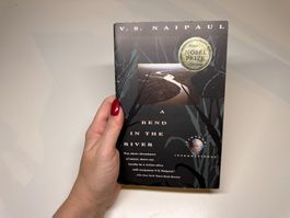 NOVEL: V.S. Naipaul, A Band in the River