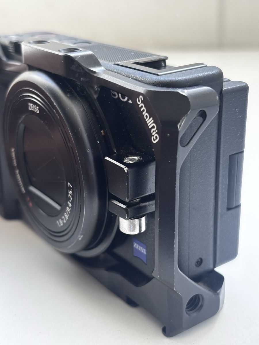 Sony Fotocamera: Kit Sony ZV-1 avec accessoires – Usato da Lausanne venduto da ali_eddine 4