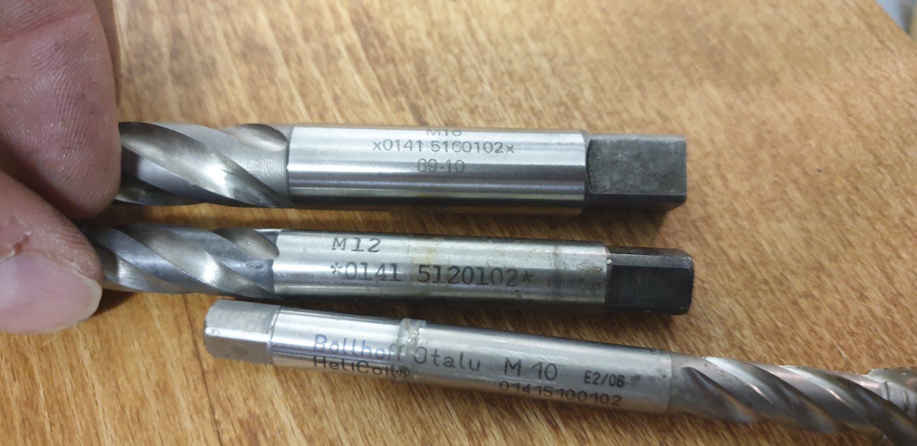 Tutti gli attrezzi: Helicoil gewindebohrer set – Usato da Langenthal venduto da Physycer0 1