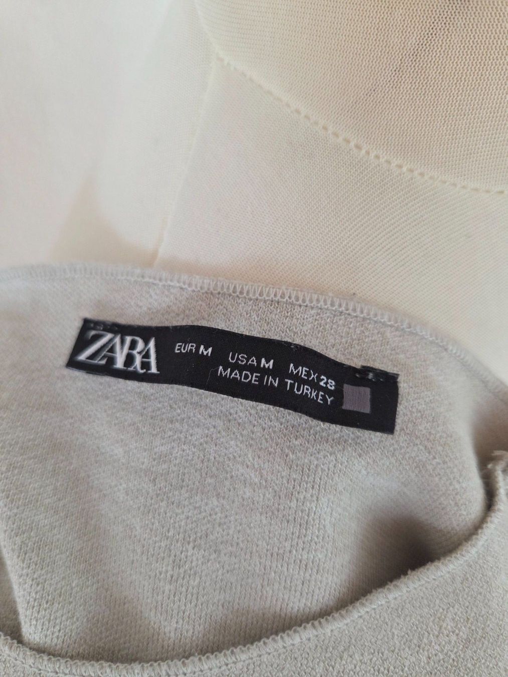 Zara Vestiti: Kleid Beige Zara – Nuovo (secondo la descrizione) da Wängi venduto da Bibo4. 5