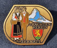 GG205 - Pin Trachten Verein Zermatt Matterhorn