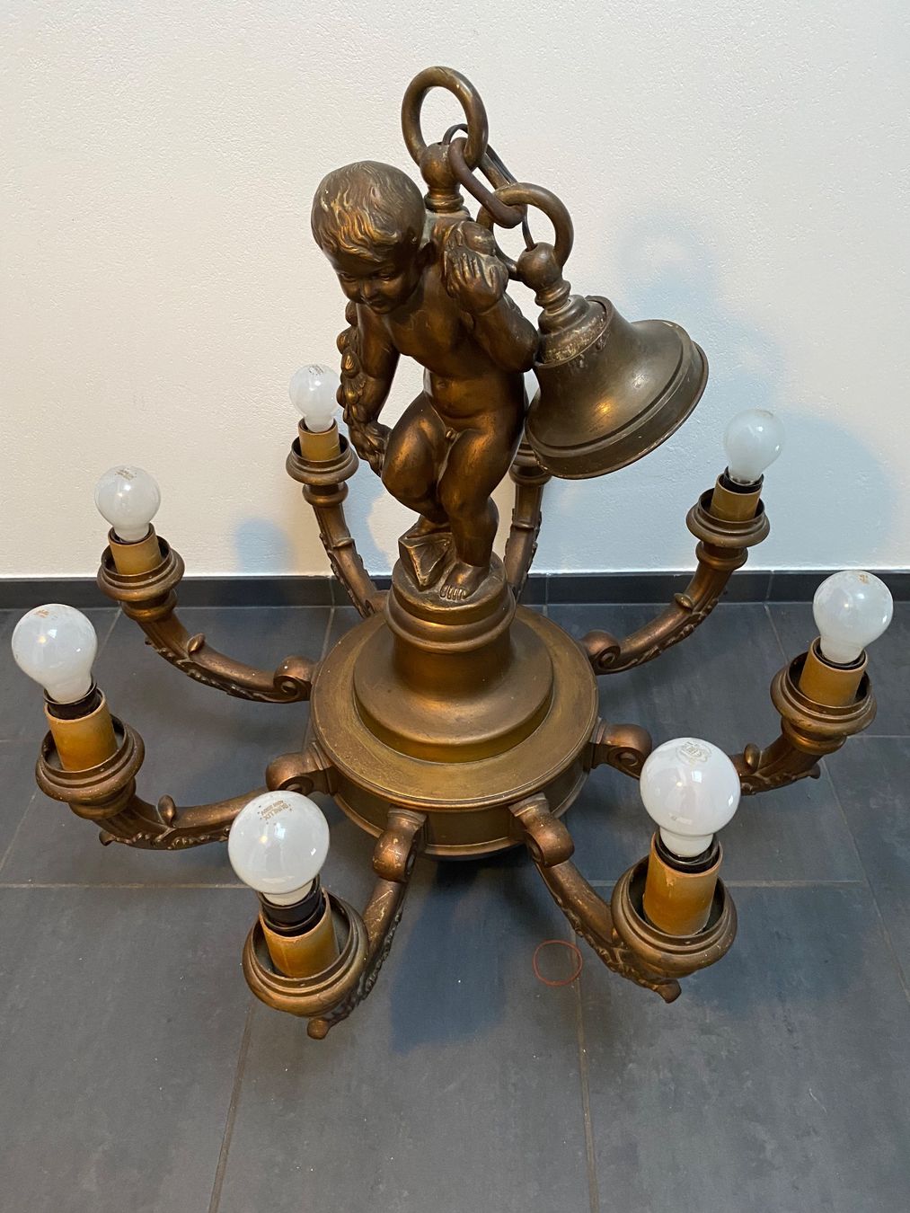 Lampadari & plafoniere: Kronleuchter 8-flammig  20 kg – Usato da Basel venduto da ota_2f9m 4