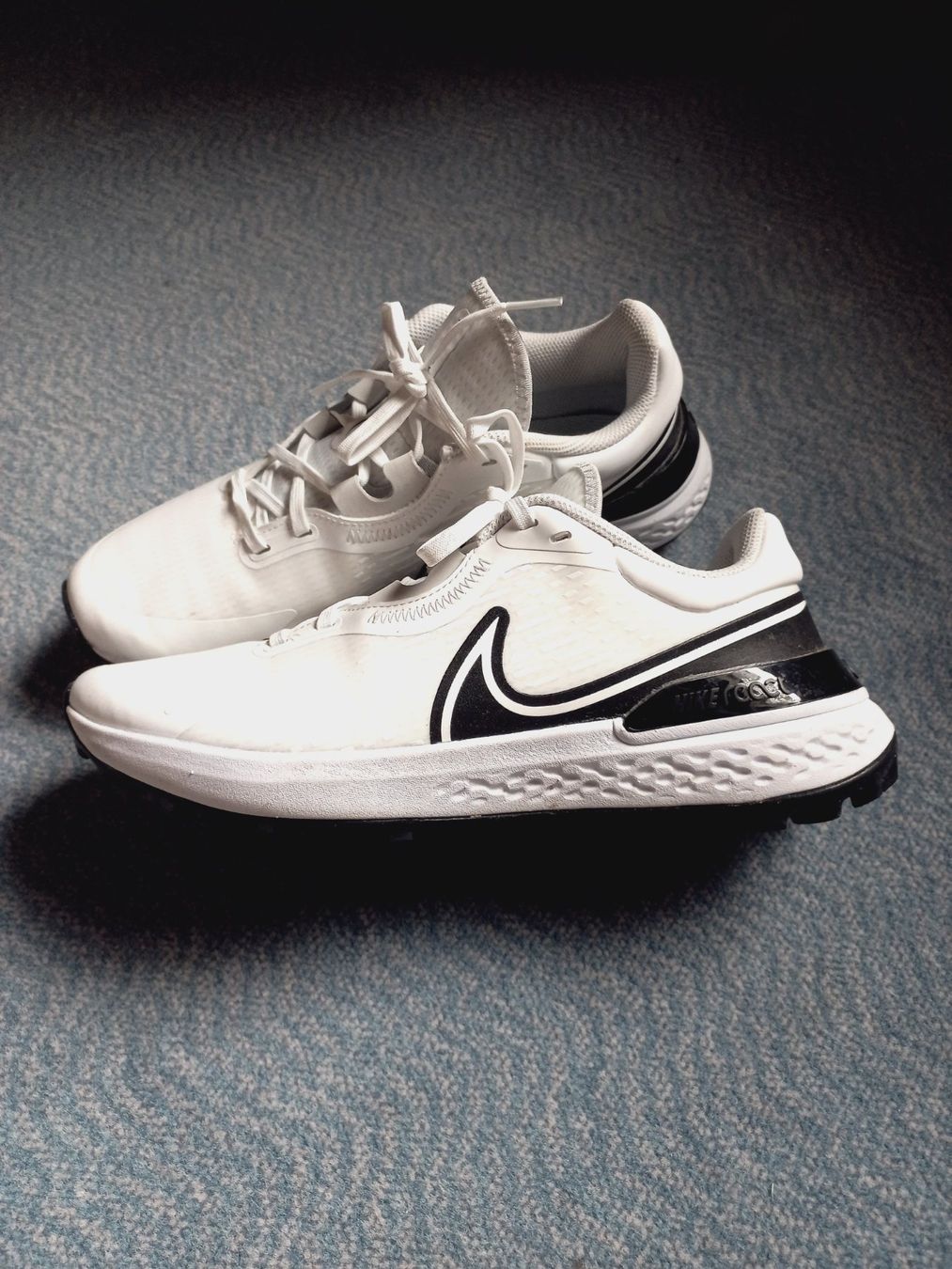 Nike Scarpe da uomo: Nike Golf Shoes – Nuovo (secondo la descrizione) da Moutier venduto da leschluchtre 1