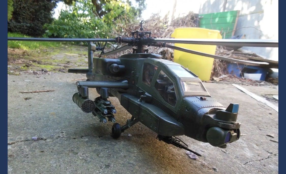 Kits de montage: Elite Force Apache – D'occasion à Wil SG par Wizard5 5