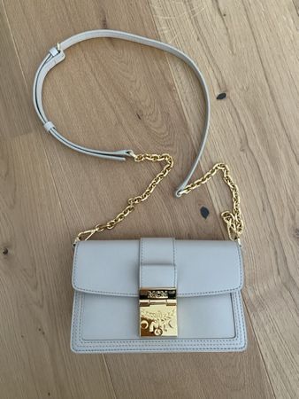 Original MCM Tracy Bag, in beige mit Goldkette ✨