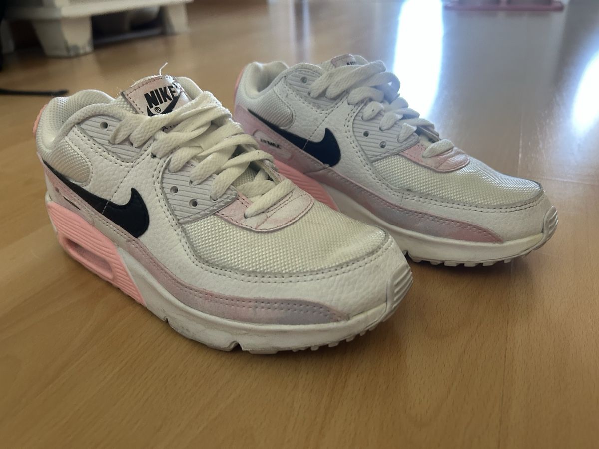 Nike Scarpe da uomo: Nike Air Max 90 Grösse 36.5 weissrosa – Usato da Ostermundigen venduto da HarleyQ3