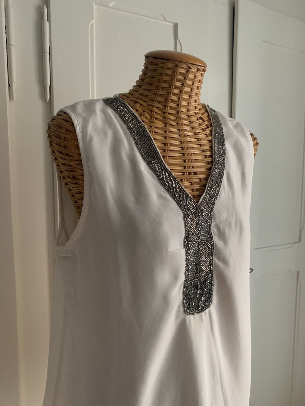 Only Tops: ONLY - Chiffon Top weiss 42 – Gebraucht aus Zürich von Diazaio 1