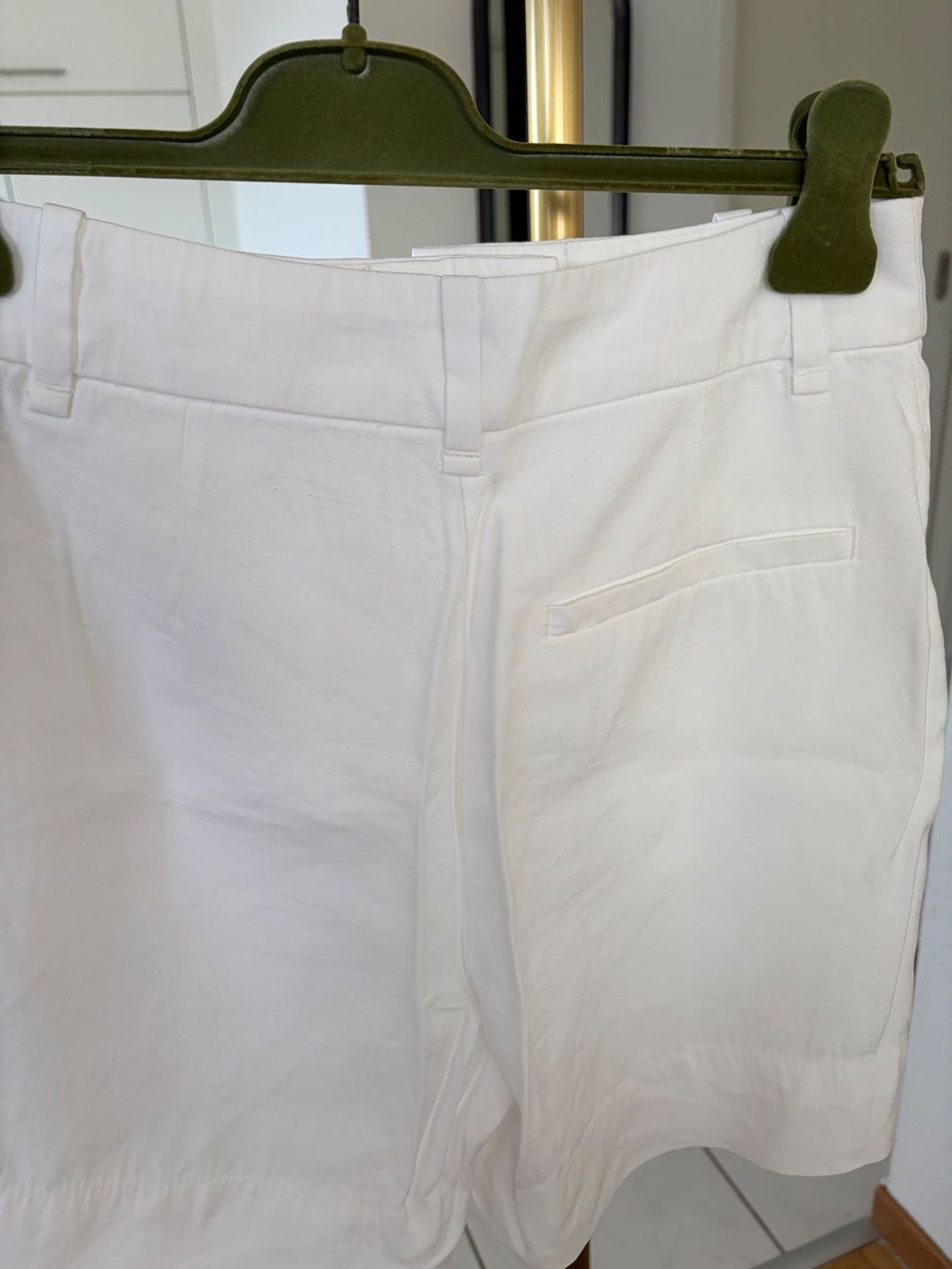 H&M Pantaloni: H&M Shorts Gr S – Usato da Baar venduto da ViennaG 3