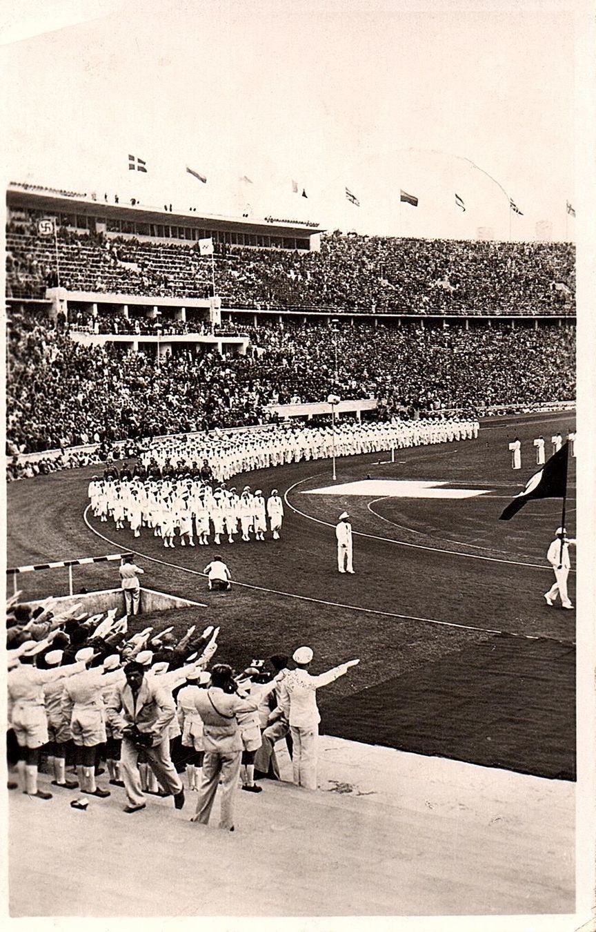 Cartoline postali: Ansichtskarte Olympische Spiele 1936 Eröffnungsfeier – Usato da Mörschwil venduto da antiksalon