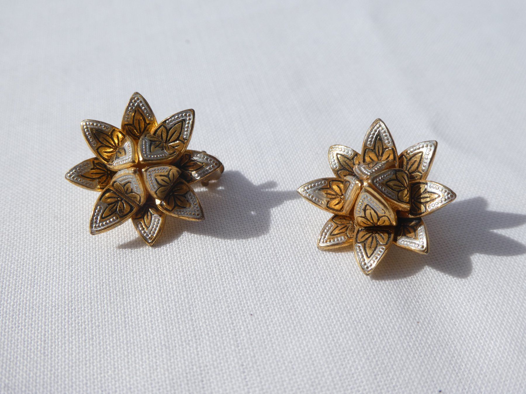 Orecchini pendenti & Orecchini a lobo: Vintage Ohrclips, Modeschmuck – Usato da Gattikon venduto da kaandooh