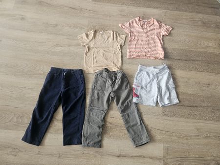 Kleiderpaket für Jungen, Grösse 98