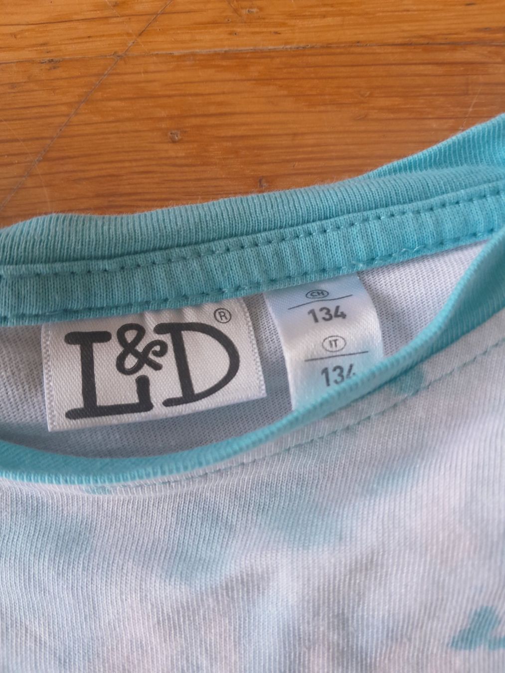 Camicette, T-shirt & Top: T - Shirt Grösse 134 – Usato da Worb venduto da Osterthal 2
