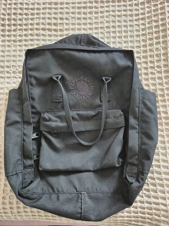 Fjällräven Sacs à dos: Fjällräven  Rucksack Re-Kanken – Neuf (Voir description) à Münchenstein par fra_rdq6
