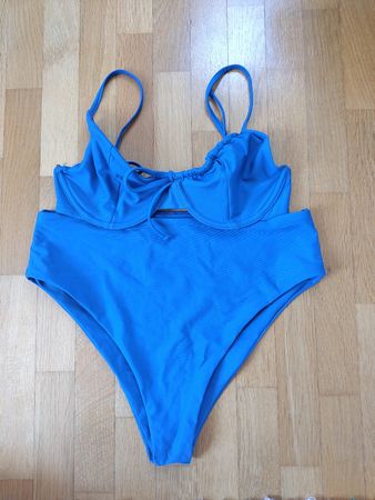 Lilja Bikini Mar, Drawstring Top Gr. S, Midi Bottom Gr. M
