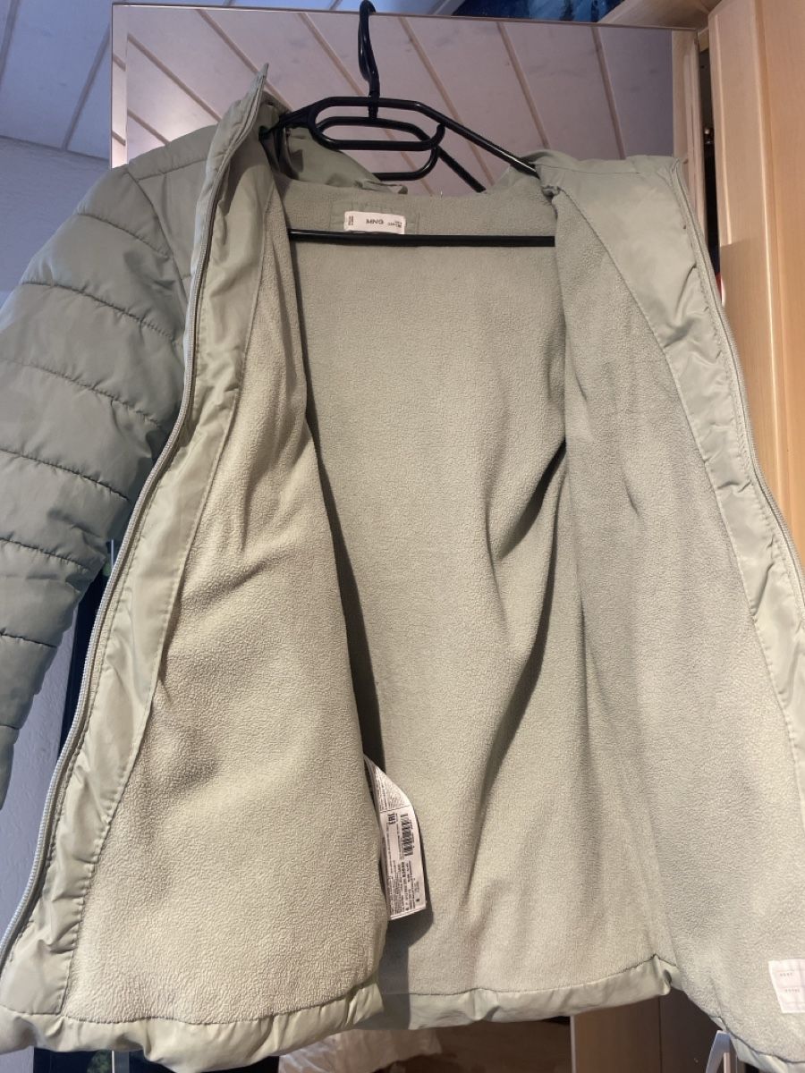 Mango Giacche & Cappotti: Winterjacke von Mango, Grösse 128 – Usato da Bettwil venduto da Zneb84 1
