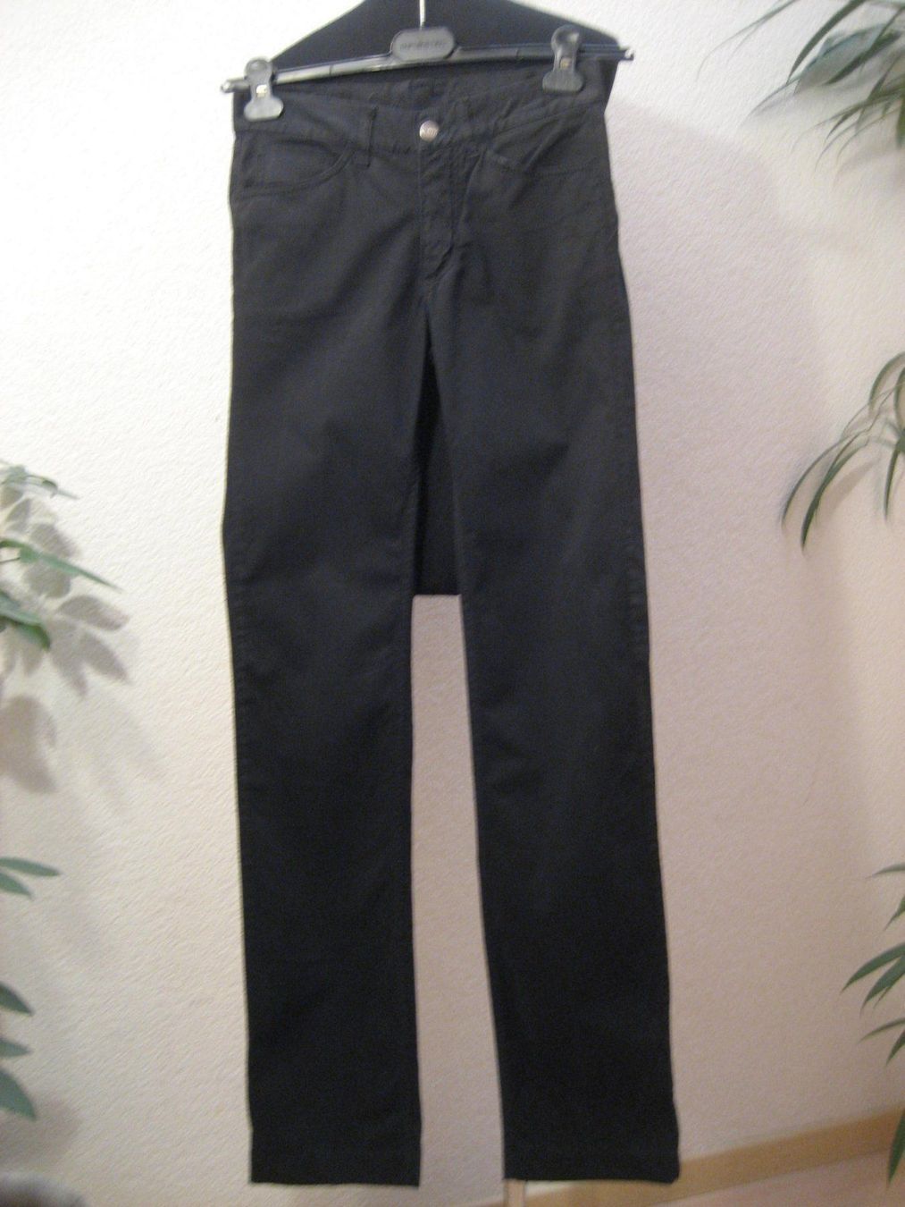 Gant Pantaloni: Pantalon Gant taille 34, neuf – Nuovo e nell'imballaggio originale da Delémont venduto da marryb