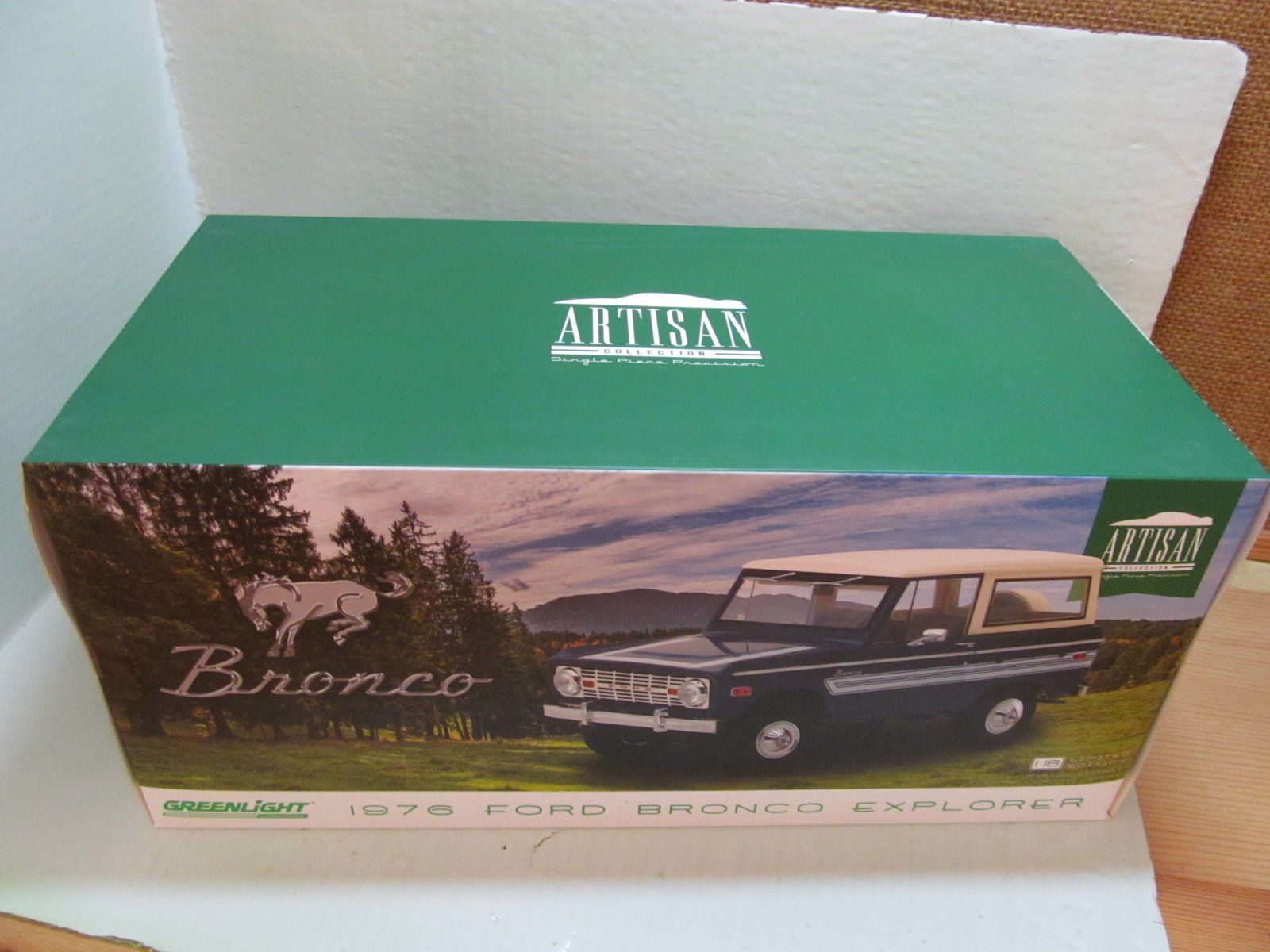 Ford Modellini d'auto: FORD BRONCO EXPLORER  1976   1:18 – Nuovo e nell'imballaggio originale da Grueningen venduto da malamut56 3
