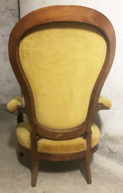 Poltrone: Fauteuil dit Roquillard  jaune moutarde – Usato da LAUSANNE venduto da swisspic 2
