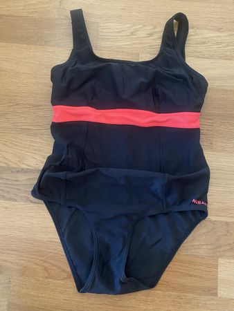 Pregnant swimsuit size S
