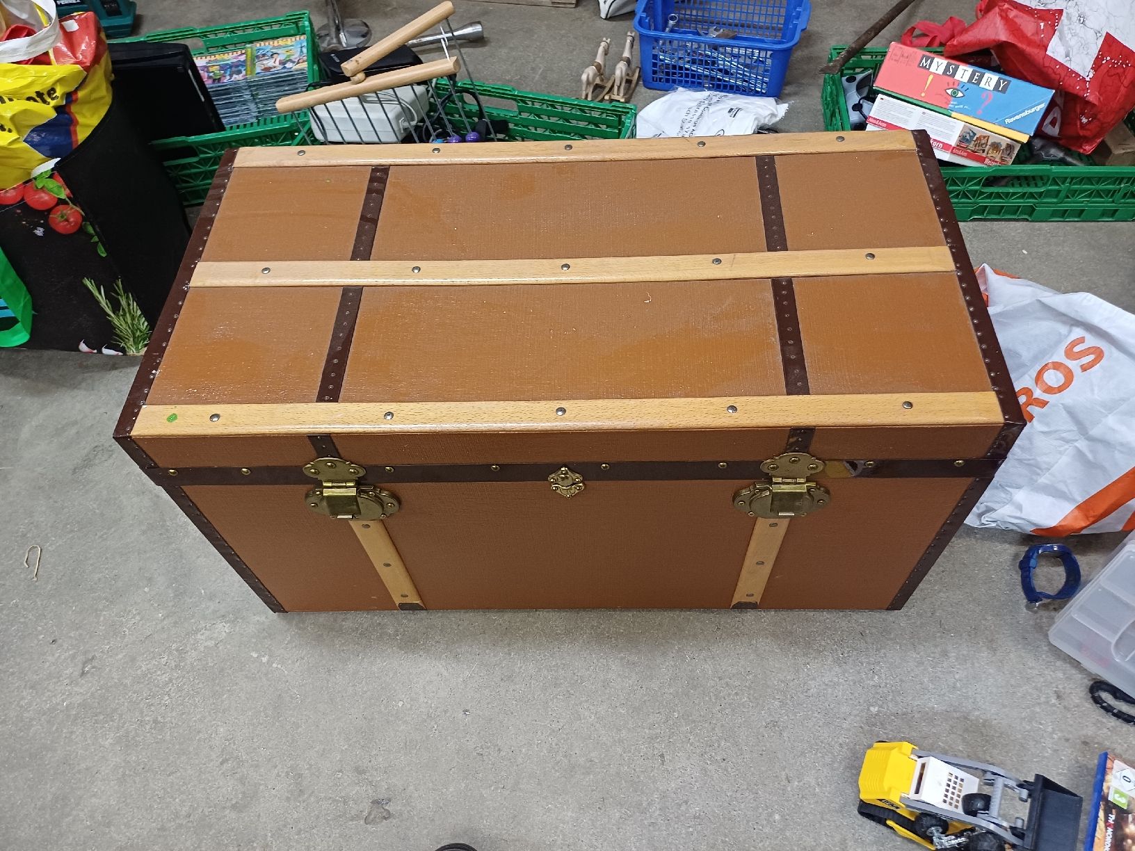 Cassapanche: Antiker Truhe Holzkiste – Usato da Wangenried venduto da Recycler94