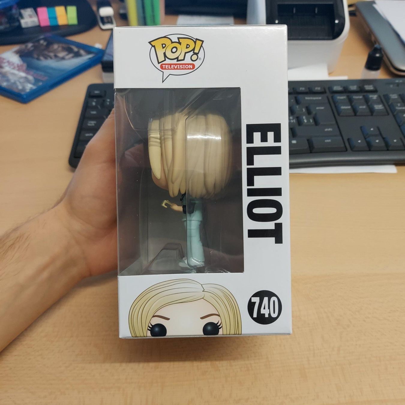Funko Statuette: Funko POP! Scrubs - Elliot – Nuovo e nell'imballaggio originale da Hedingen venduto da Mr.Poopybutthole 1