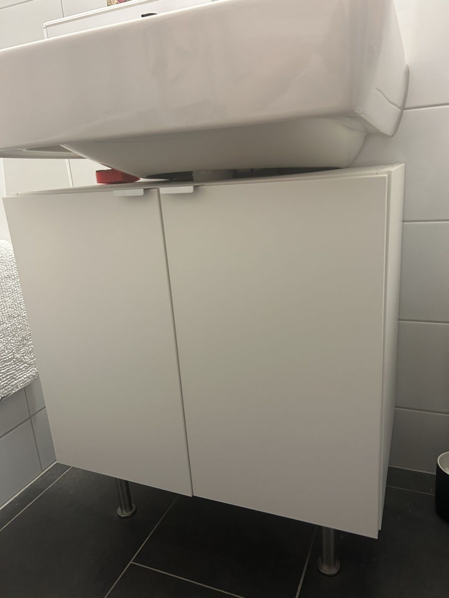 Ikea Mobili per bagno: Badzimmermöbeli für unters Lavabo – Usato da Schliern b. Köniz venduto da Sophiadodel. 1