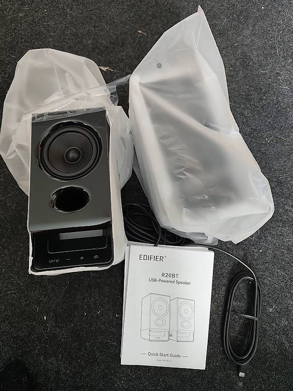 Casse acustiche: Edifier R20BT USB-betriebene Computerlautsprecher, unbenutzt – Nuovo e nell'imballaggio originale da St.Gallen venduto da becks0815