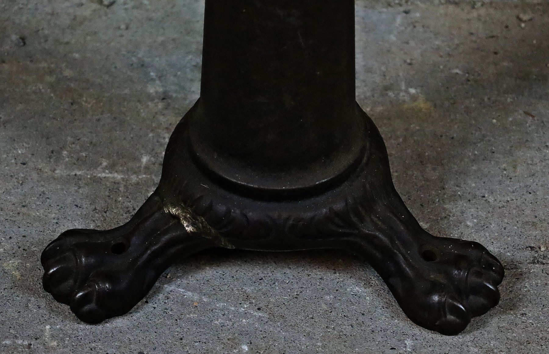Tabourets: Singer Tatzenhocker, Werkstatthocker, Hocker, Gusseisen – D'occasion à Birrwil par brandschatz_birrwil 9
