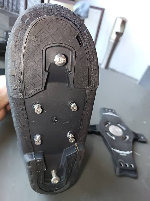 Bindungen: Wakeboard Bindung Boots – Gebraucht aus Reutigen von Swissolih 4