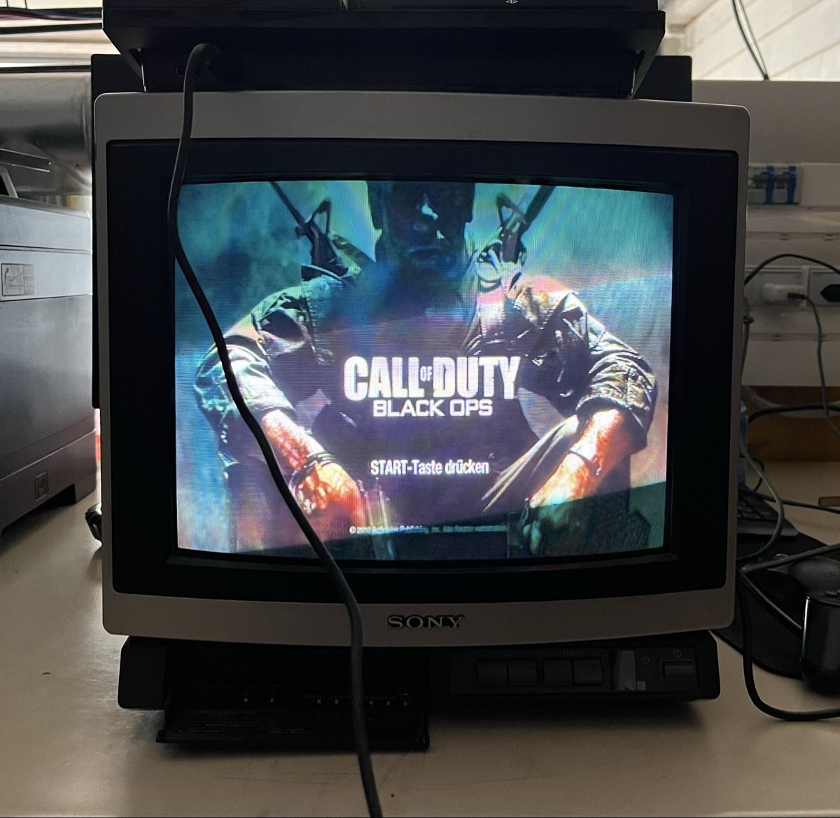 Monitor: Sony Trinitron KV-1442EC mit HDMI – Usato da Allschwil venduto da Gabi745i 1