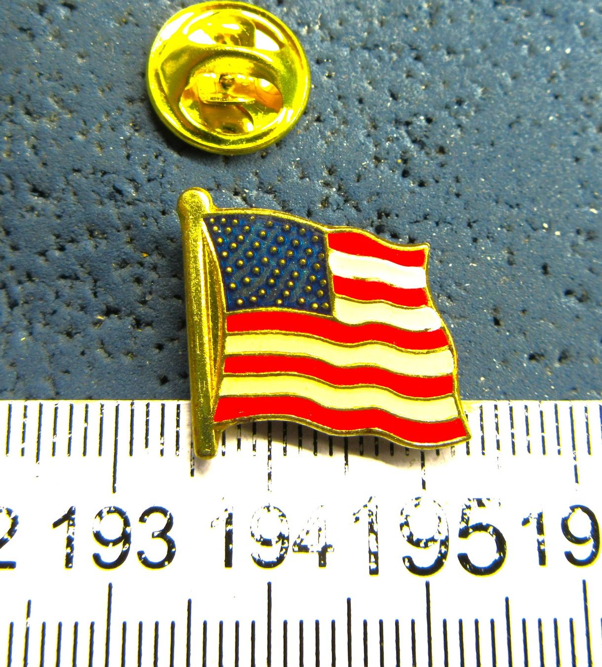 Placchette & Badge: USA FLAGGE PIN – Usato da Ettingen venduto da Hausi4711