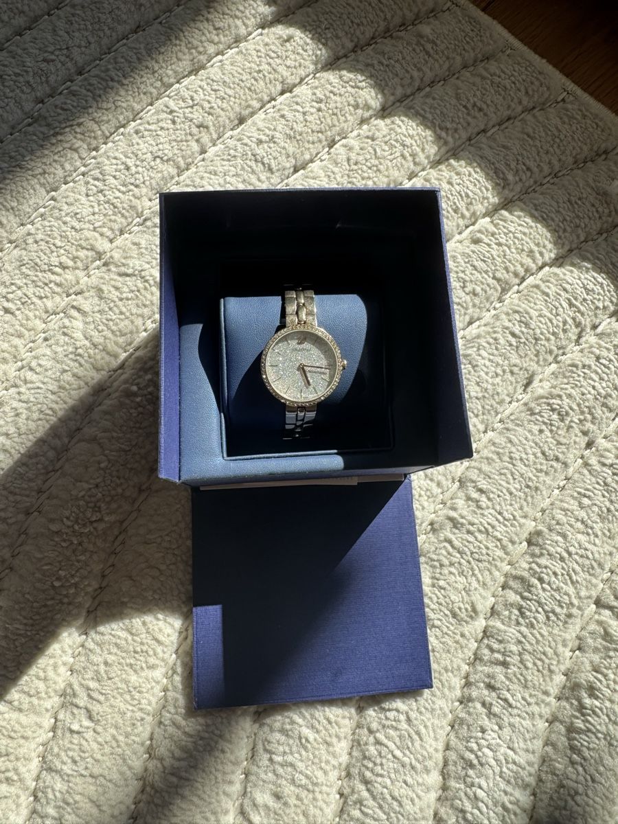 Swarovski Montres: Swarovski Watch Women's  – D'occasion à Roggwil BE par lffcb 1