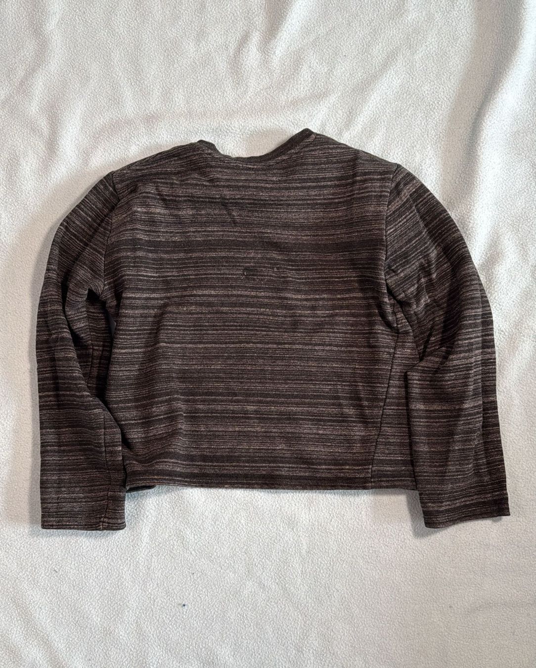 Maglioni & Felpe: Cheap Monday Crop-Pullover – Usato da Bern venduto da jbern3012 1