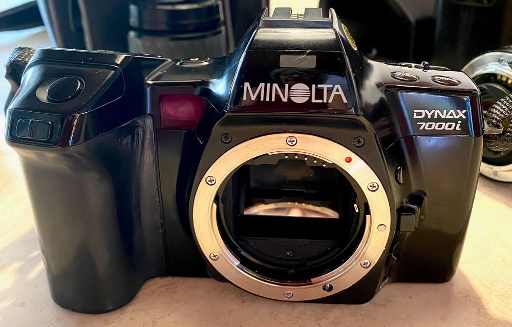 Minolta Fotocamera: Minolta Dynax 7000i, inkl. kompletter  Ausstattung! – Usato da Uster venduto da ros_pym8 1