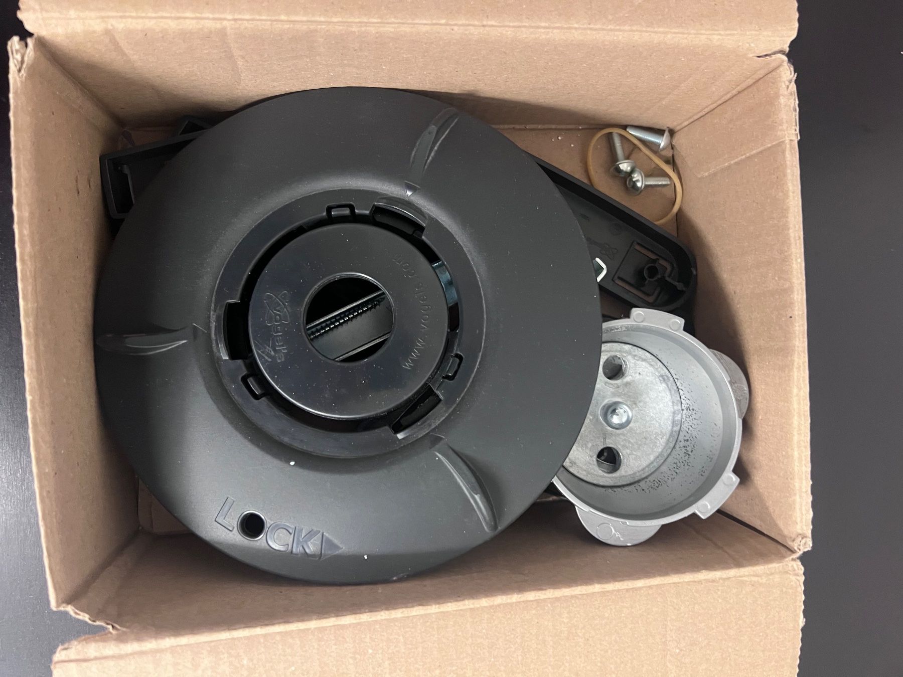 Supporti a parete: Beamerhalterung Vogels EPC 6545 Projector Ceiling Mount – Usato da Jona venduto da firmbach 1