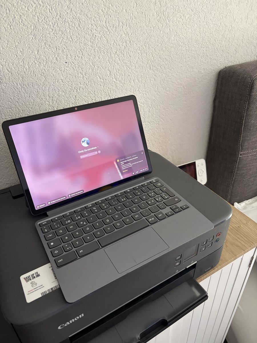 Lenovo Tablettes PC: Chomebook lenovo – D'occasion à Châtel-St-Denis par Cindy2424 2