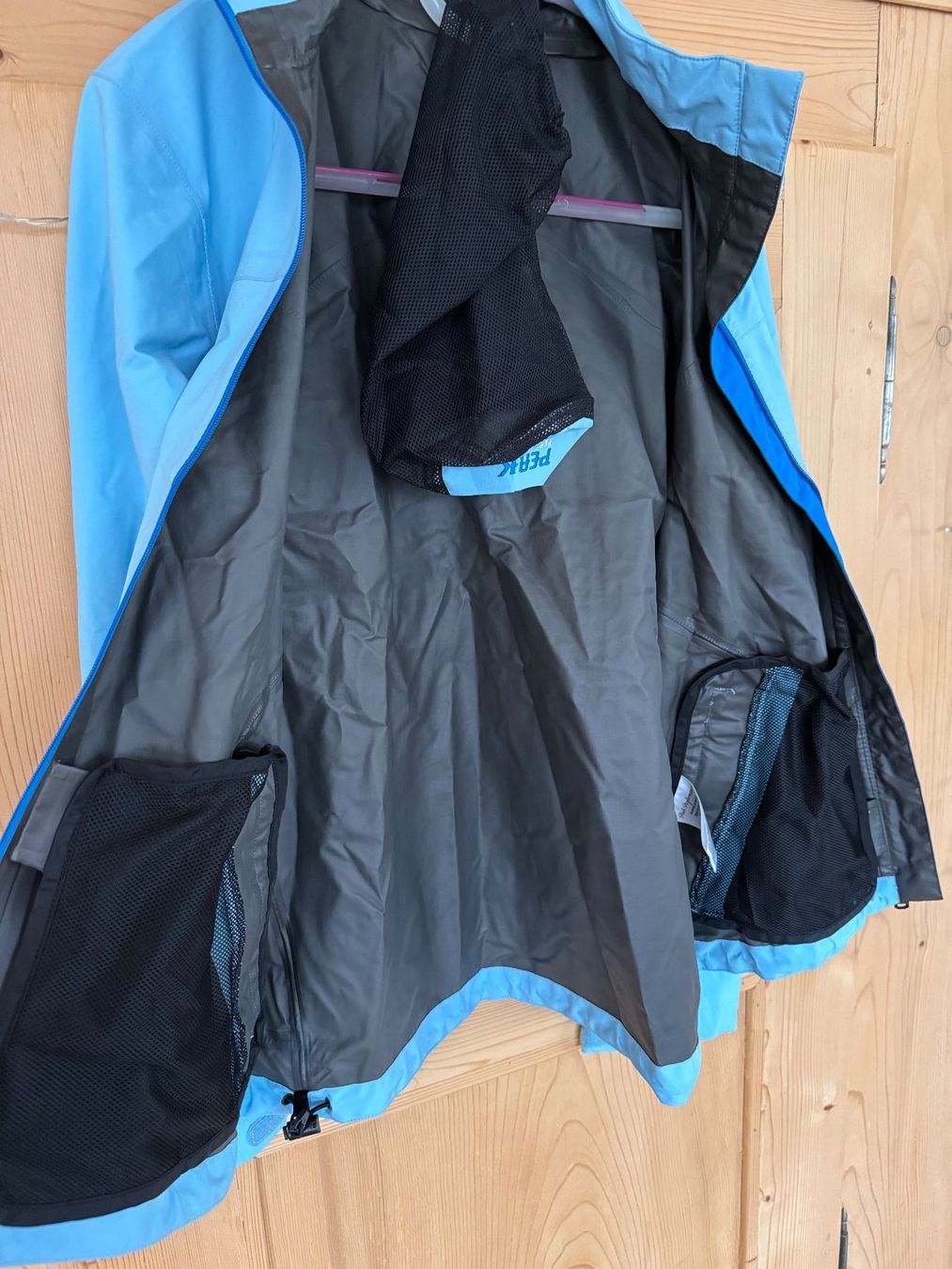 Peak Performance Giacche: Peak Performance Regenjacke, Grösse L – Usato da Uttigen venduto da Telemark72 2