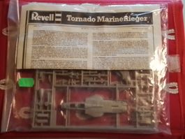 Neu, in Beutel, Revell Flugzeug Bausatz 1:72 Tornado