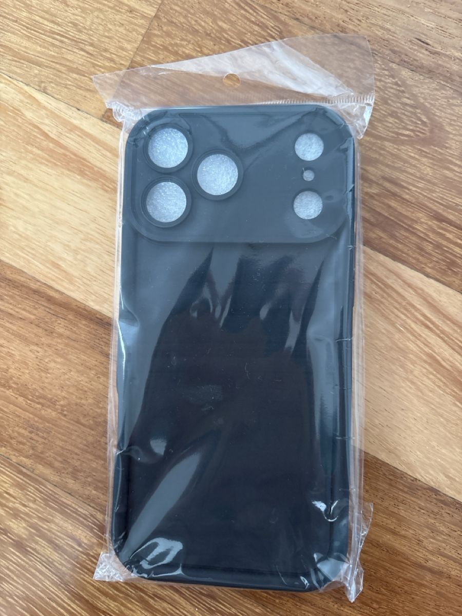 Cover & Protezioni schermo: IPhone 17 Pro Max Hülle – Nuovo e nell'imballaggio originale da Therwil venduto da Migu84